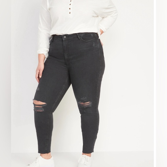 Old Navy FitsYou 3-Sizes-in-1 Extra High-Waisted Rockstar Super-Skinny Rip Jeans - Picture 1 of 3